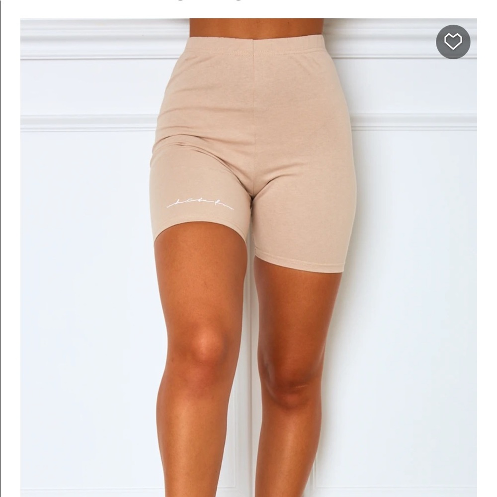 Whitefox Boutique sand beige biker shorts